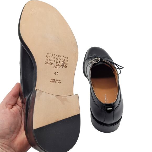 Maison Margiela Paris NIB Plain Leather Oxford Shoes In Black Lace Up Size 40 main image 12